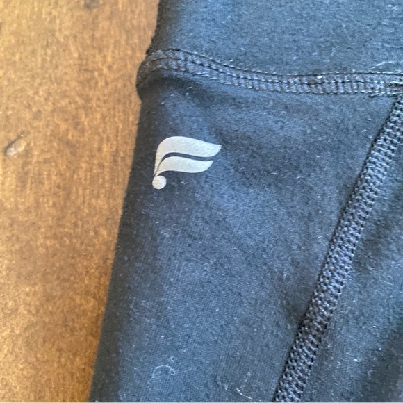 Powerhold Fabletics Medium High-Waisted Athletic Yoga Leggings - Picture 7 of 9